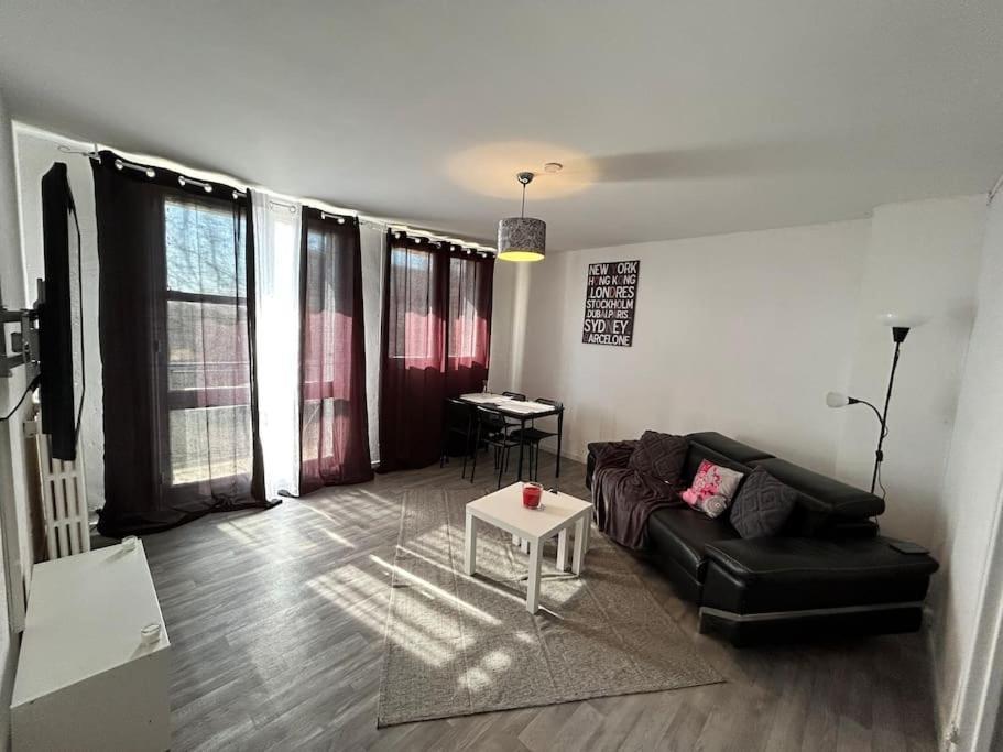 كولومييه Appartement Cosy 3 Chambres Proche Airbus المظهر الخارجي الصورة